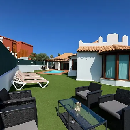 Villa Corralejo Beach ヴィラ コラレホ