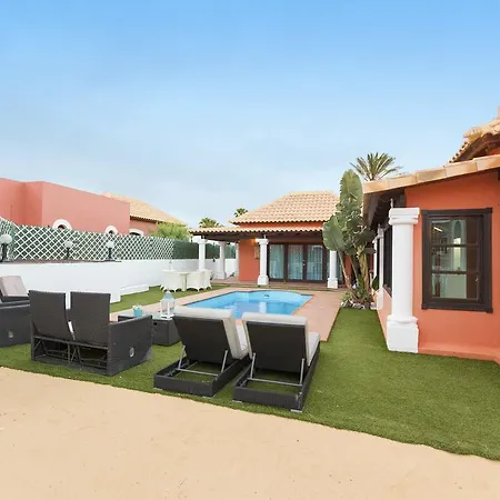 Villa Corralejo Beach Villa *