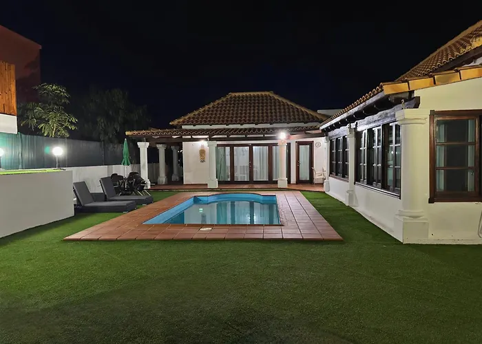 וילה Villa Corralejo Beach *